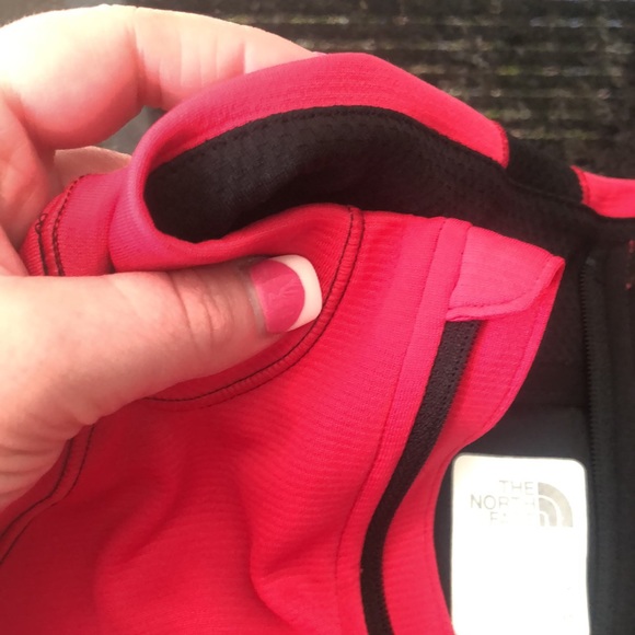 North face long sleeve light weight - Picture 5 of 10